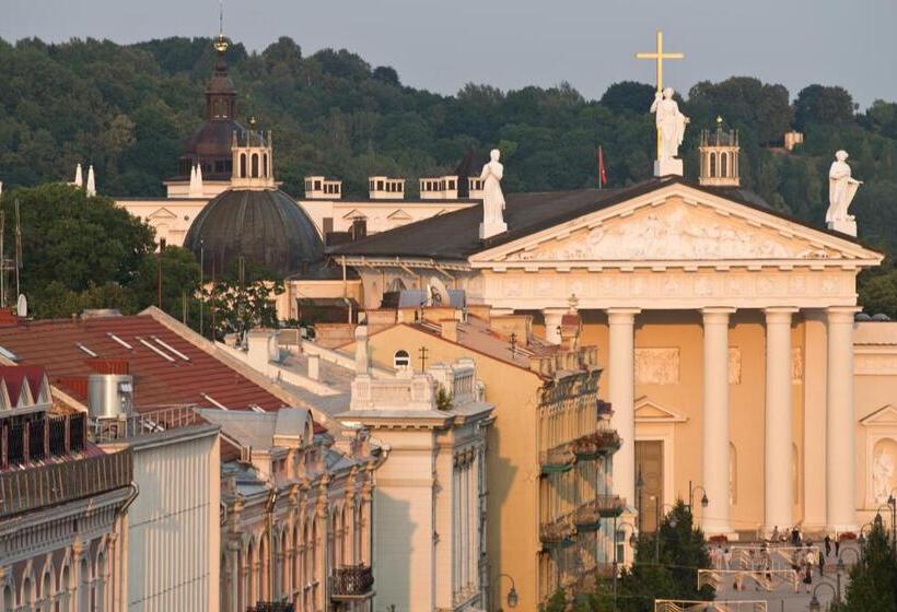 Congress Avenue Hotel