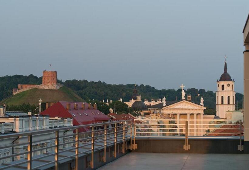 Congress Avenue Hotel