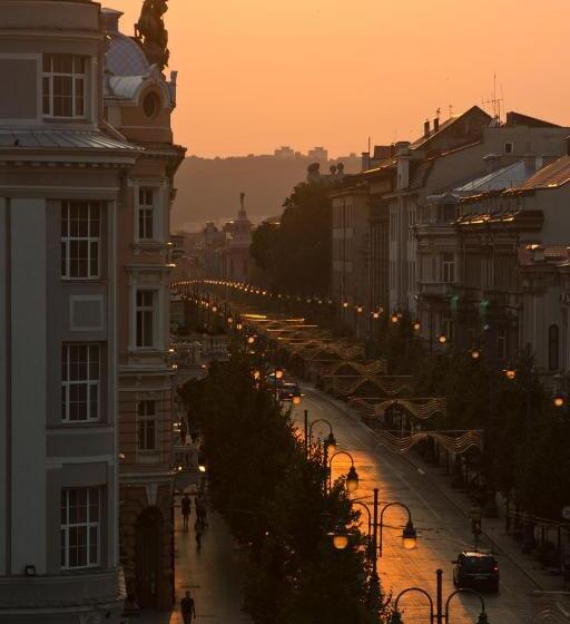 Congress Avenue Hotel