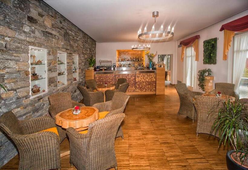 בית מלון כפרי Cortese