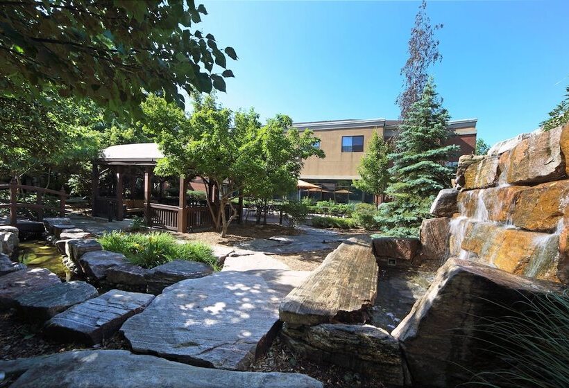 בית מלון כפרי Courtyard By Marriott Hamilton