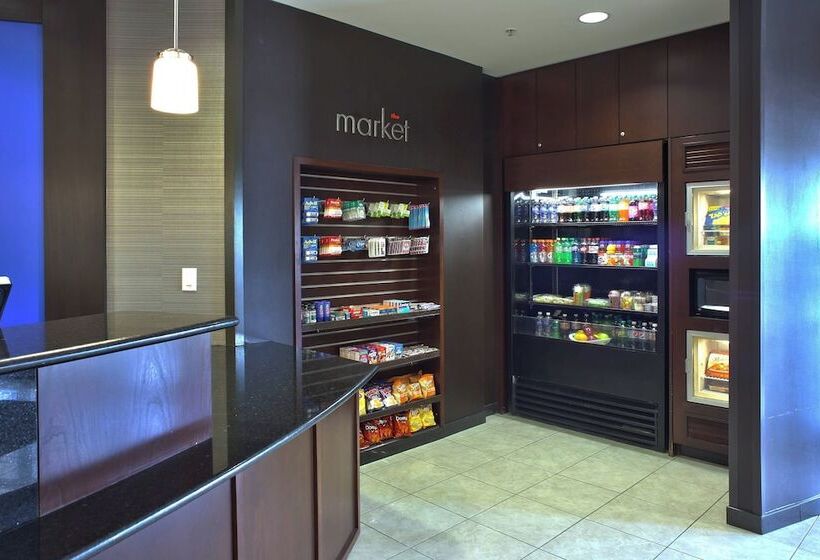 בית מלון כפרי Courtyard By Marriott Hamilton