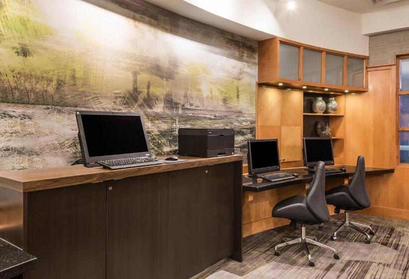 בית מלון כפרי Courtyard By Marriott Toronto Vaughan