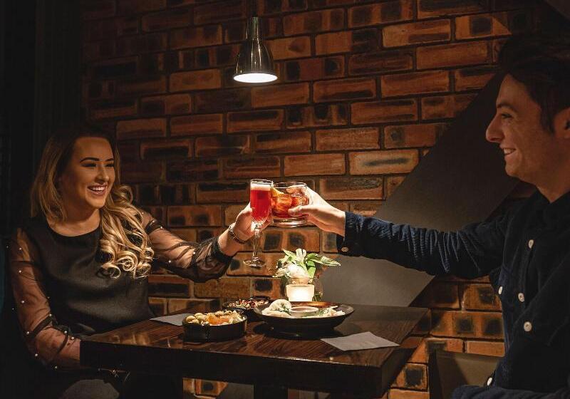 فندق Dakota Eurocentral