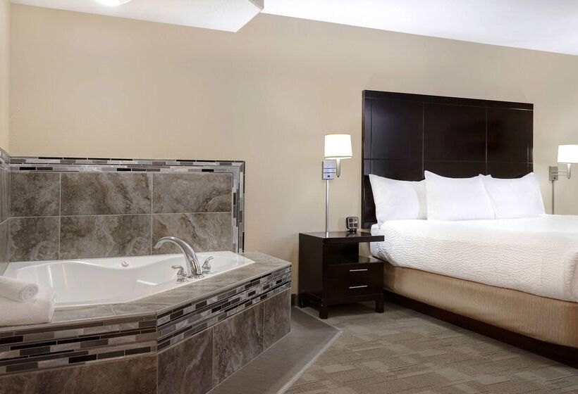 בית מלון כפרי Days Inn By Wyndham Medicine Hat