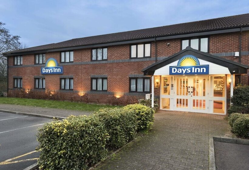 فندق Days Inn Michaelwood M5