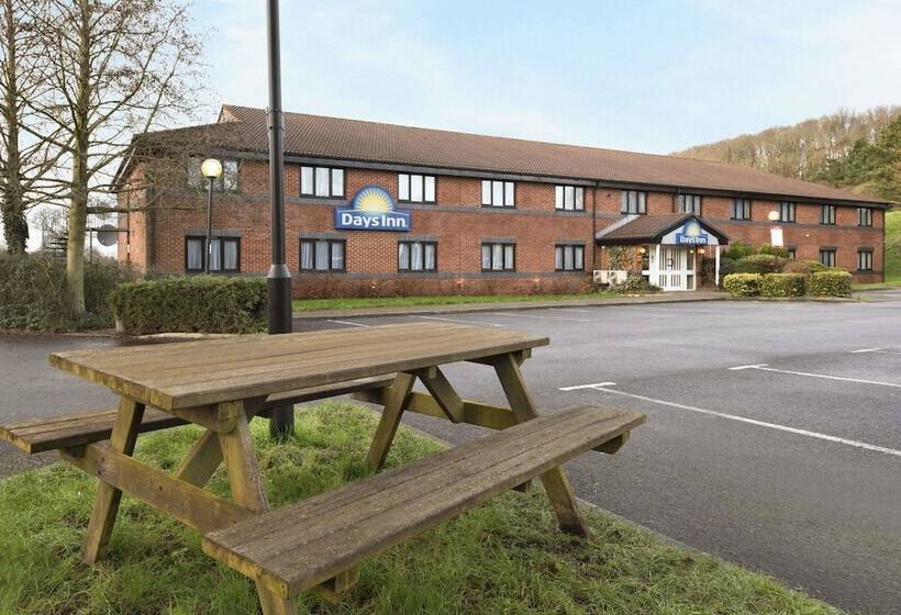호텔 Days Inn Michaelwood M5