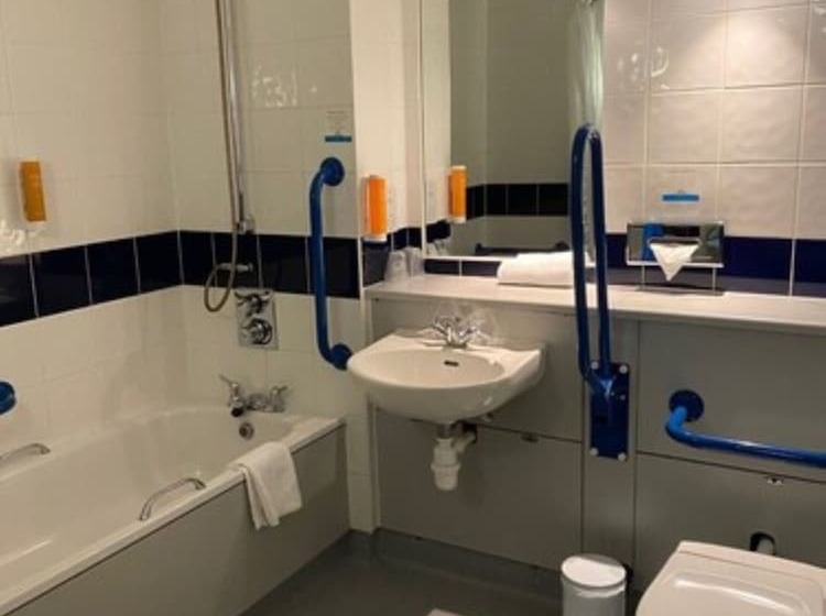 فندق Days Inn Michaelwood M5