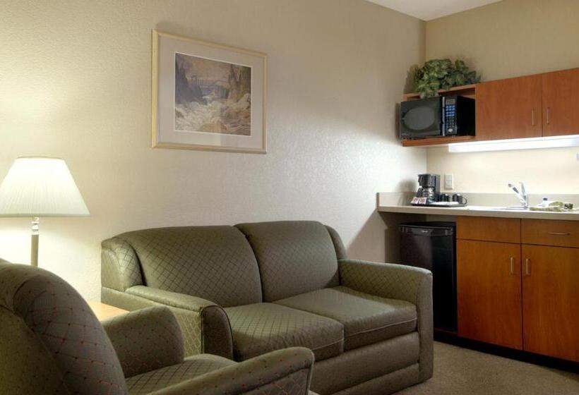 בית מלון כפרי Days Inn By Wyndham Red Deer