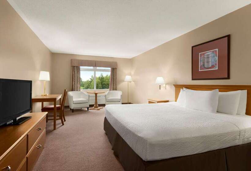 Отель Days Inn By Wyndham Oromocto Conference Centre