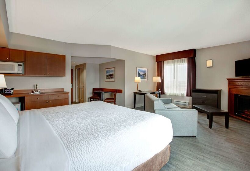 فندق Days Inn & Suites By Wyndham Collingwood