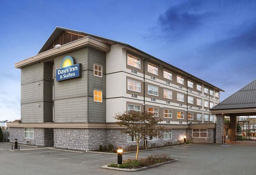 هتل Days Inn & Suites By Wyndham Langley
