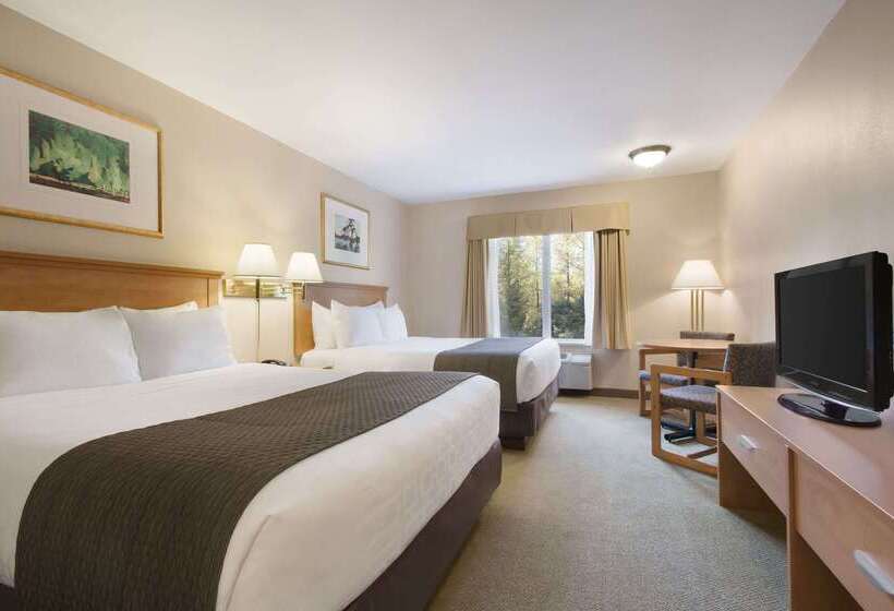 فندق Days Inn & Suites By Wyndham Thunder Bay