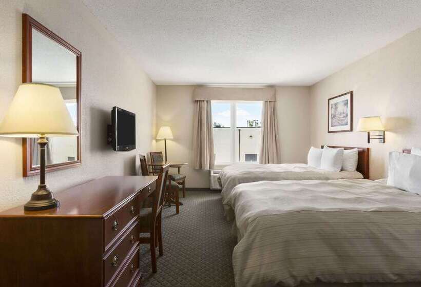 ホテル Days Inn & Suites By Wyndham Winkler