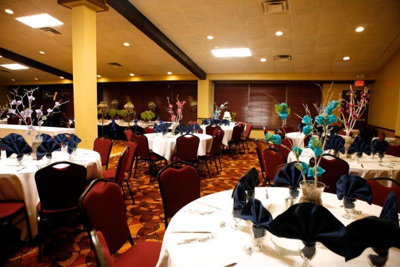 Sonesta Hotel Grand Rapids Airport