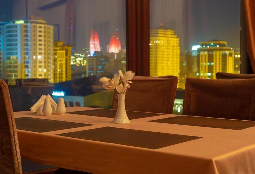 酒店 Diplomat Suites