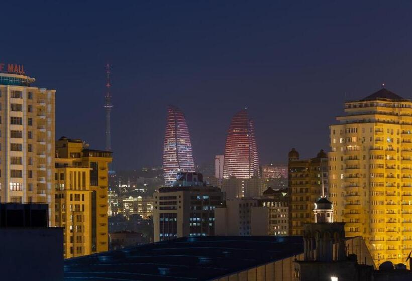 酒店 Diplomat Suites