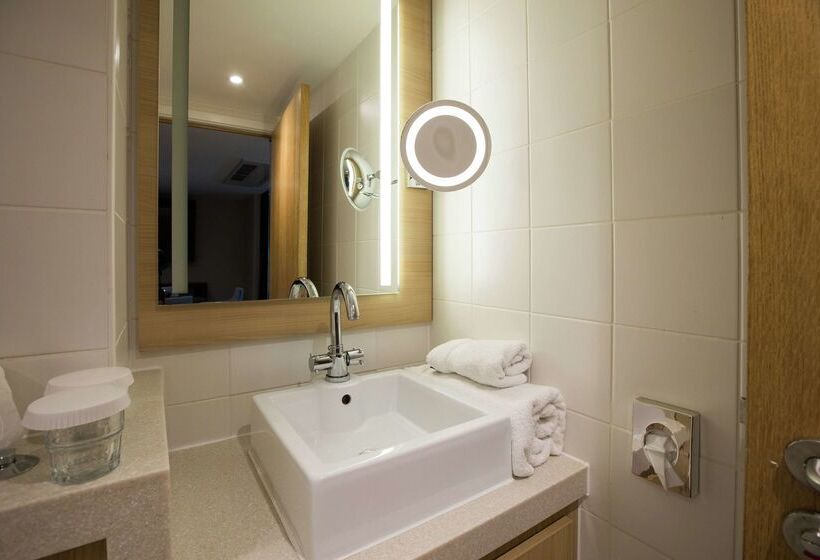 호텔 Doubletree By Hilton Coventry Building Society Arena