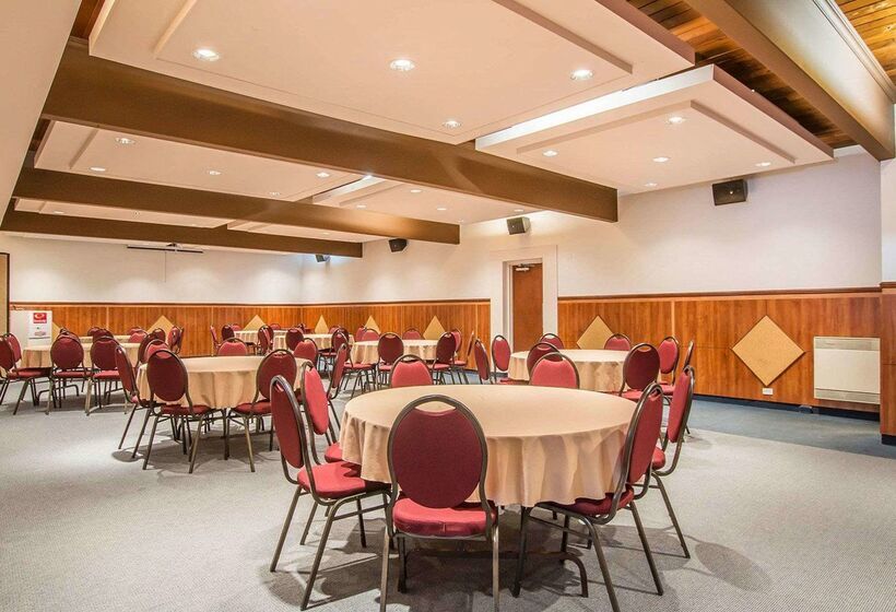 酒店 Econo Lodge Forestville