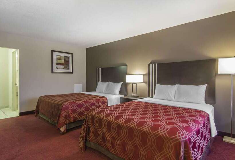 בית מלון כפרי Econo Lodge Inn & Suites