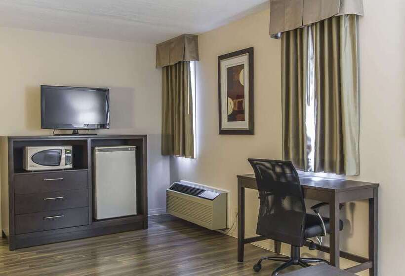 בית מלון כפרי Econo Lodge Inn & Suites