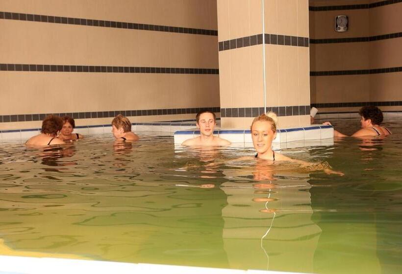 בית מלון כפרי Ensana Sovata