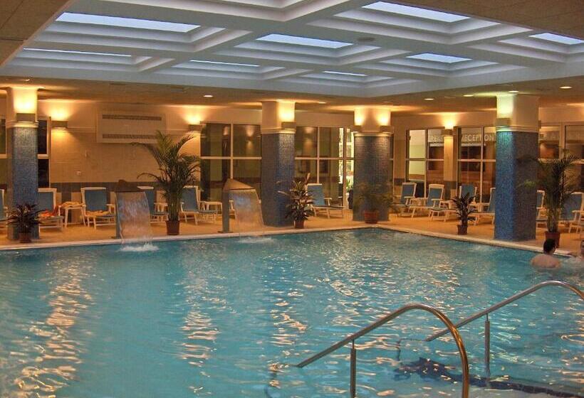 בית מלון כפרי Ensana Sovata