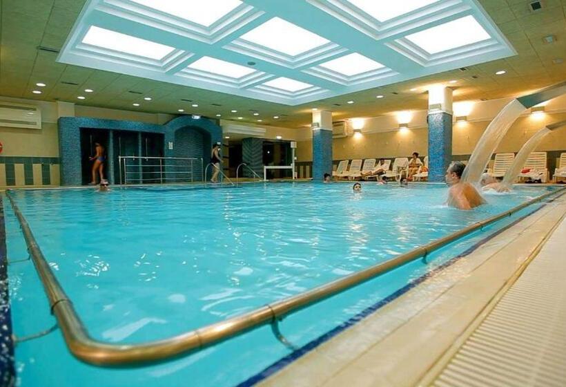 בית מלון כפרי Ensana Sovata