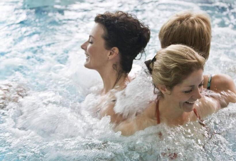 בית מלון כפרי Ensana Sovata