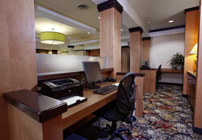 ホテル Marriott Fairfield Sudbury