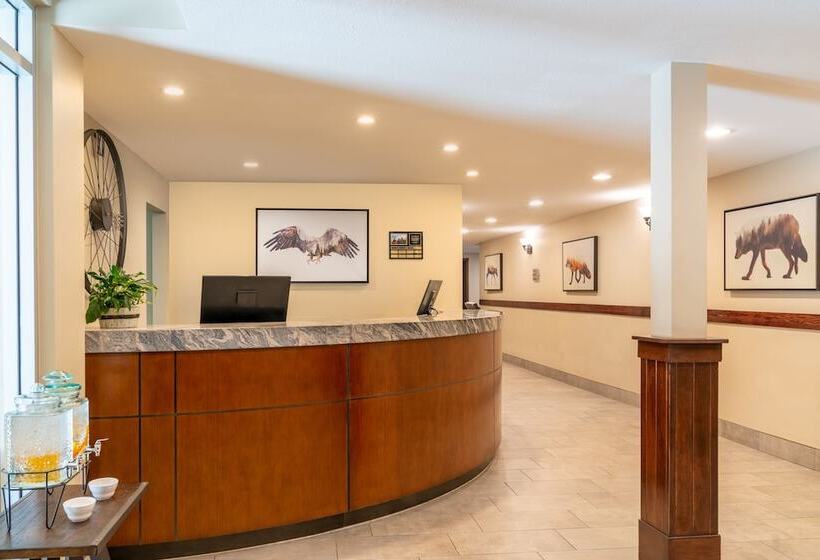 호텔 Falcon Crest Lodge By Clique