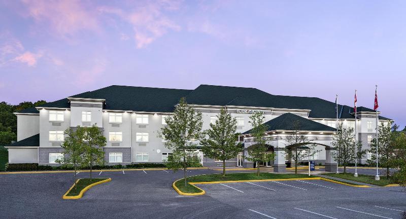 فندق Four Points By Sheraton Barrie