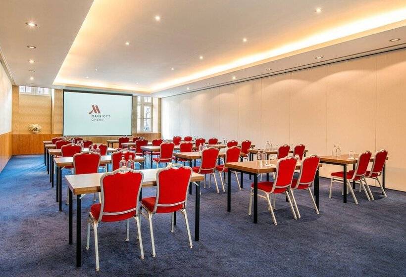 ホテル Ghent Marriott