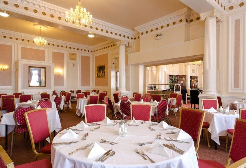 בית מלון כפרי The Grand Burstin