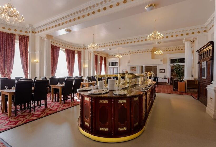 בית מלון כפרי The Grand Burstin