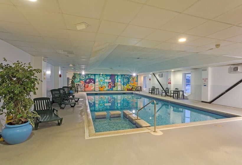 בית מלון כפרי The Grand Burstin