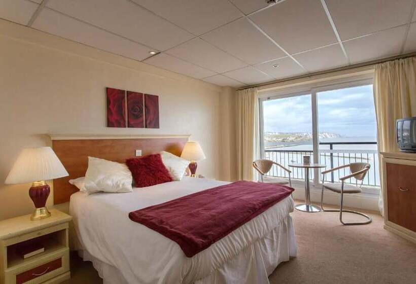 בית מלון כפרי The Grand Burstin