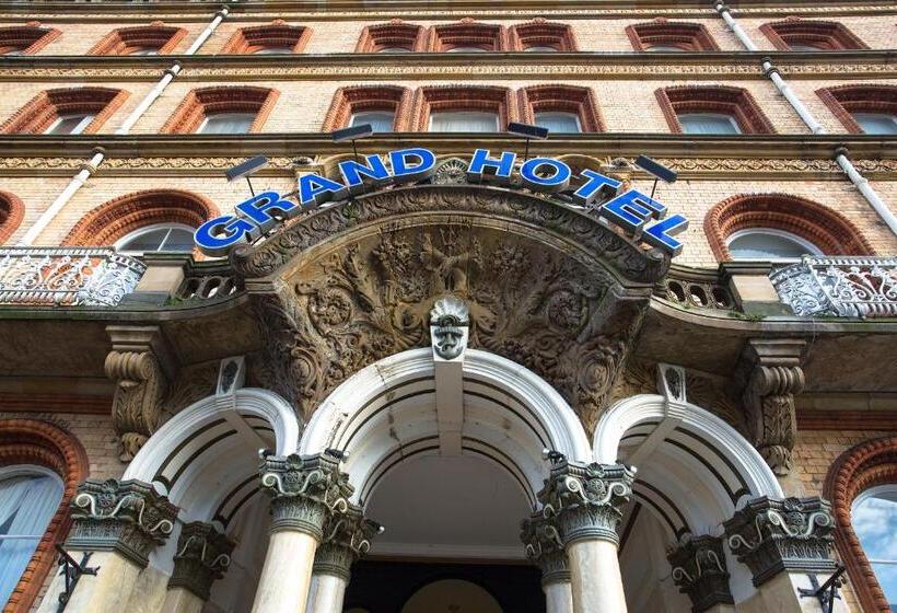 Отель The Grand Scarborough