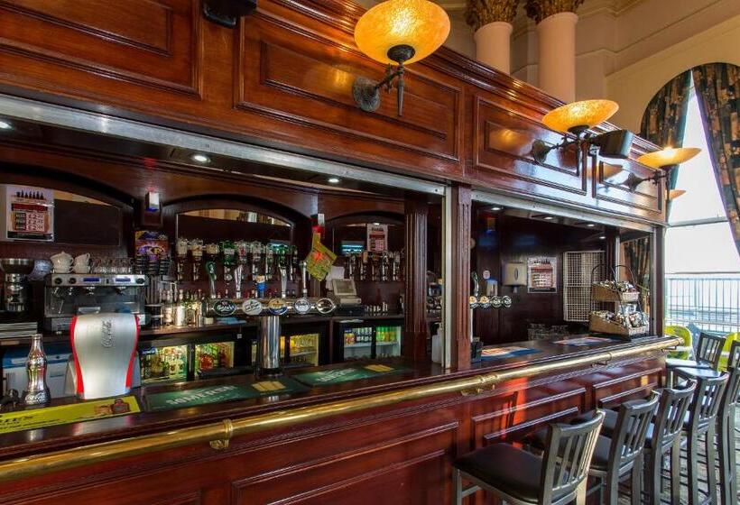 Отель The Grand Scarborough