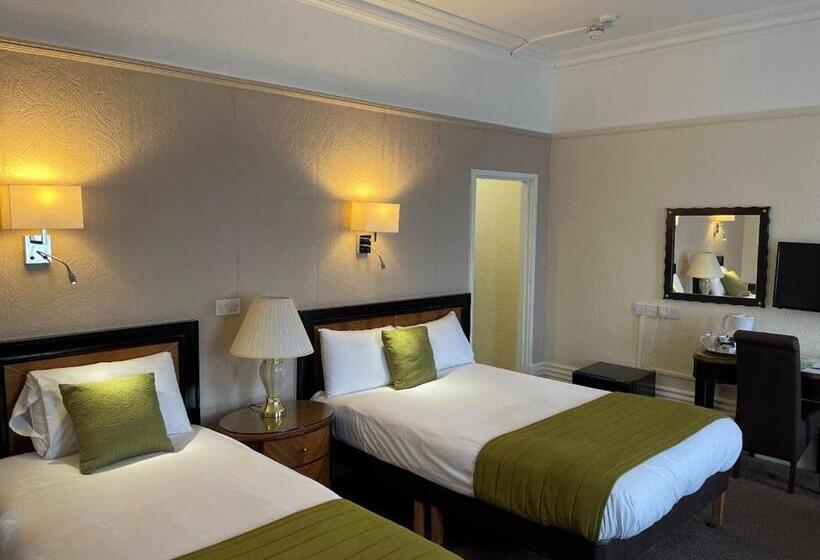 Отель The Grand Scarborough