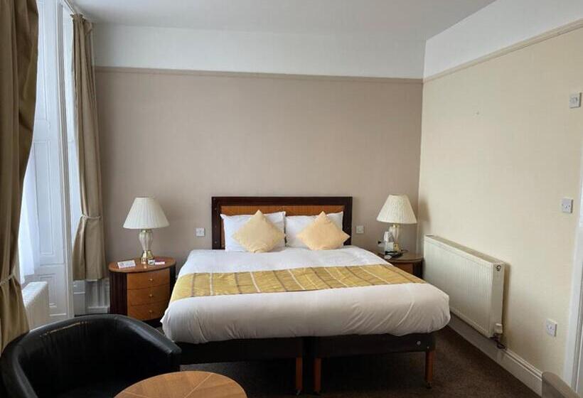 Отель The Grand Scarborough