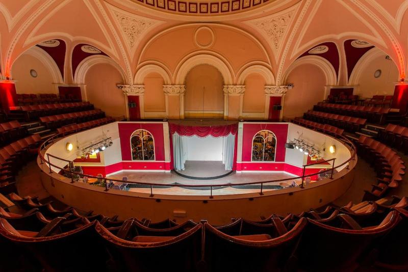 Отель The Grand Scarborough