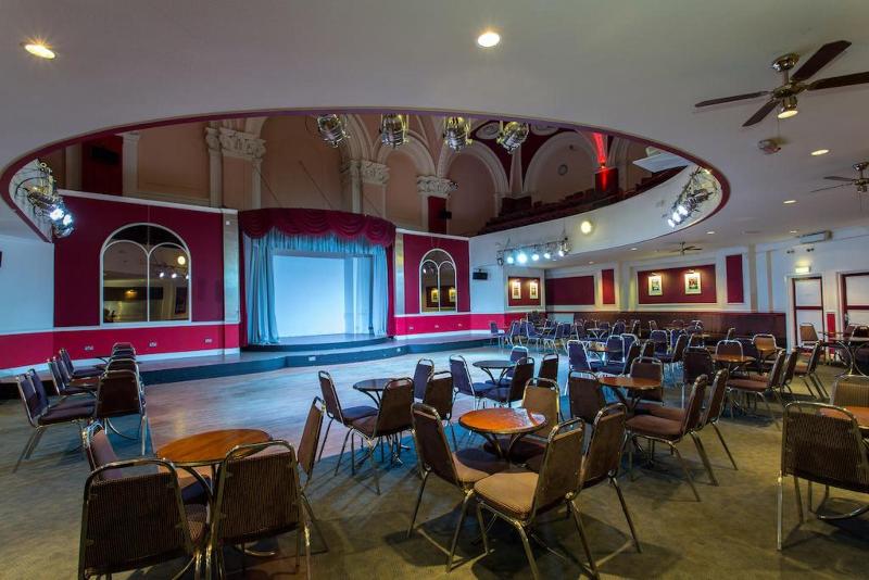 Отель The Grand Scarborough