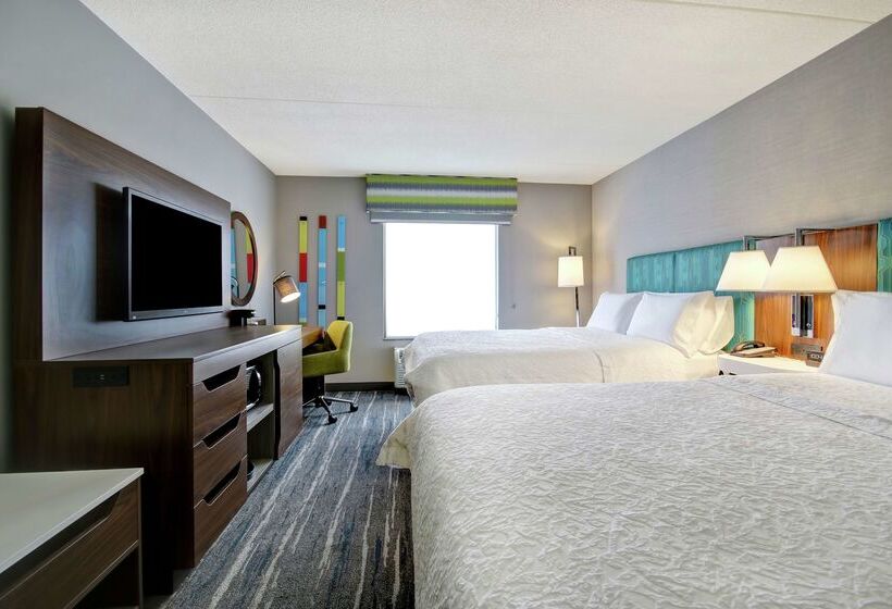 فندق Hampton Inn & Suites By Hilton   Guelph