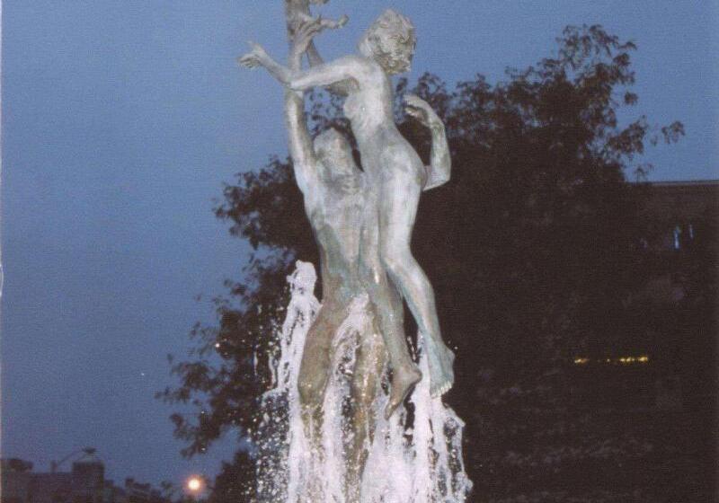 فندق Hampton Inn & Suites By Hilton   Guelph