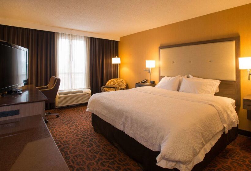 호텔 Hampton Inn By Hilton Toronto Mississauga West