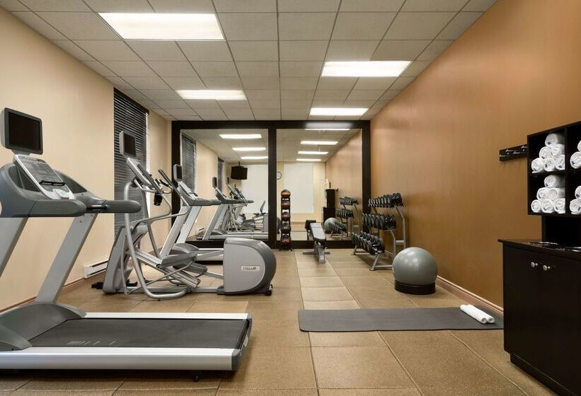 호텔 Hilton Garden Inn Toronto Vaughan