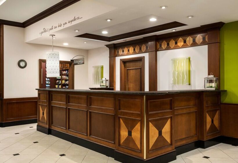 호텔 Hilton Garden Inn Toronto Vaughan