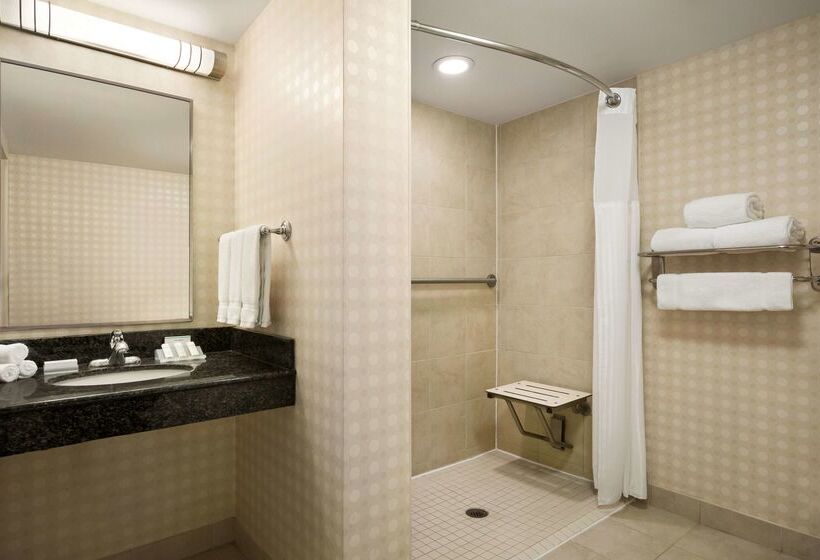 호텔 Hilton Garden Inn Toronto Vaughan