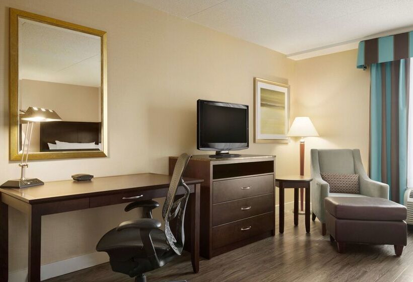 호텔 Hilton Garden Inn Toronto Vaughan